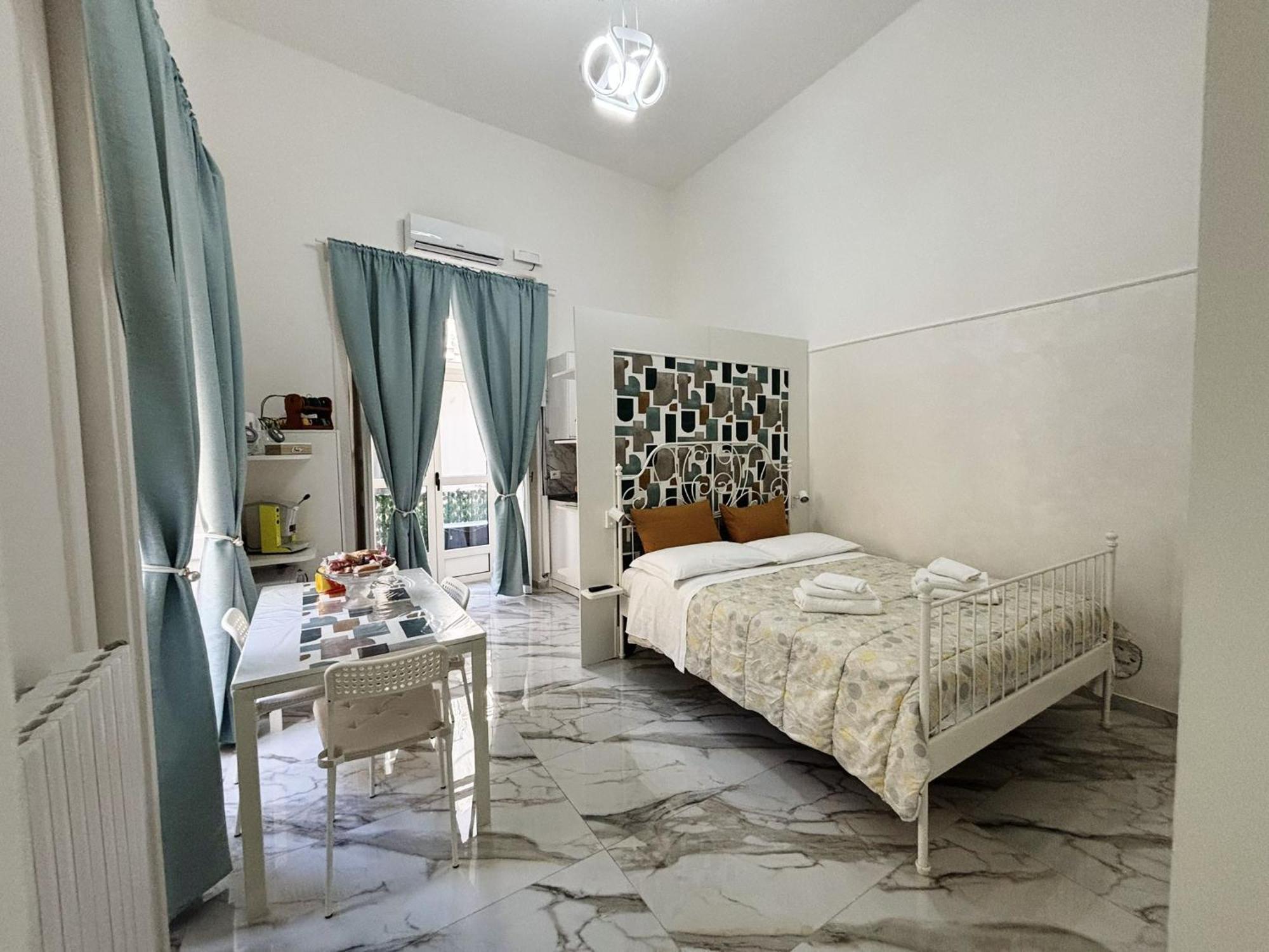 B&B Dei Mercanti Салерно Экстерьер фото